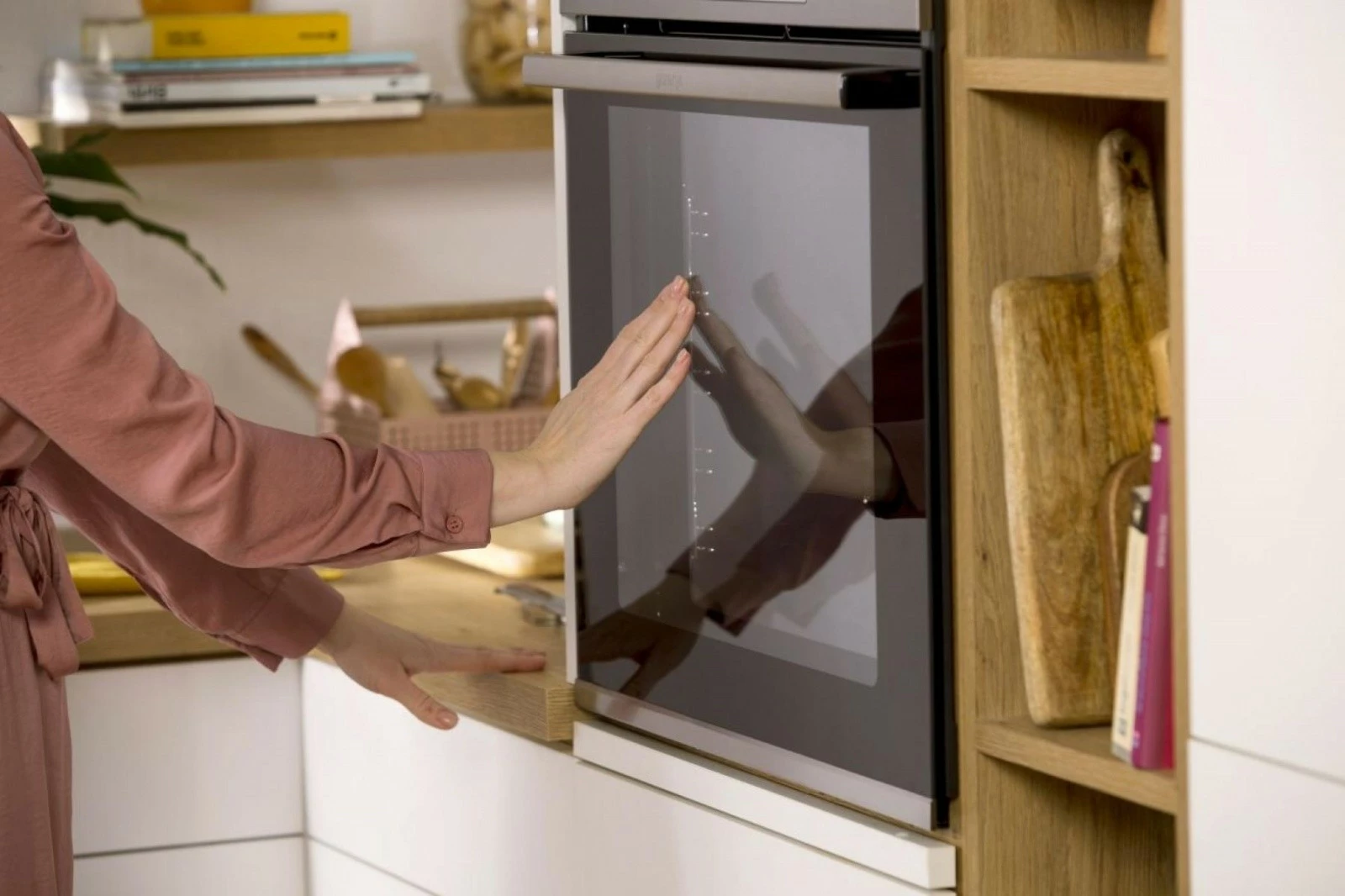 Pečica Gorenje BSA6747A04X, 77 L, inox, A+