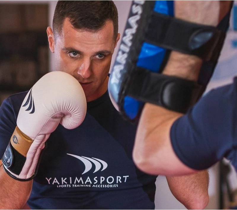 Boksarske rokavice LION Yakimasport, bele, unisex