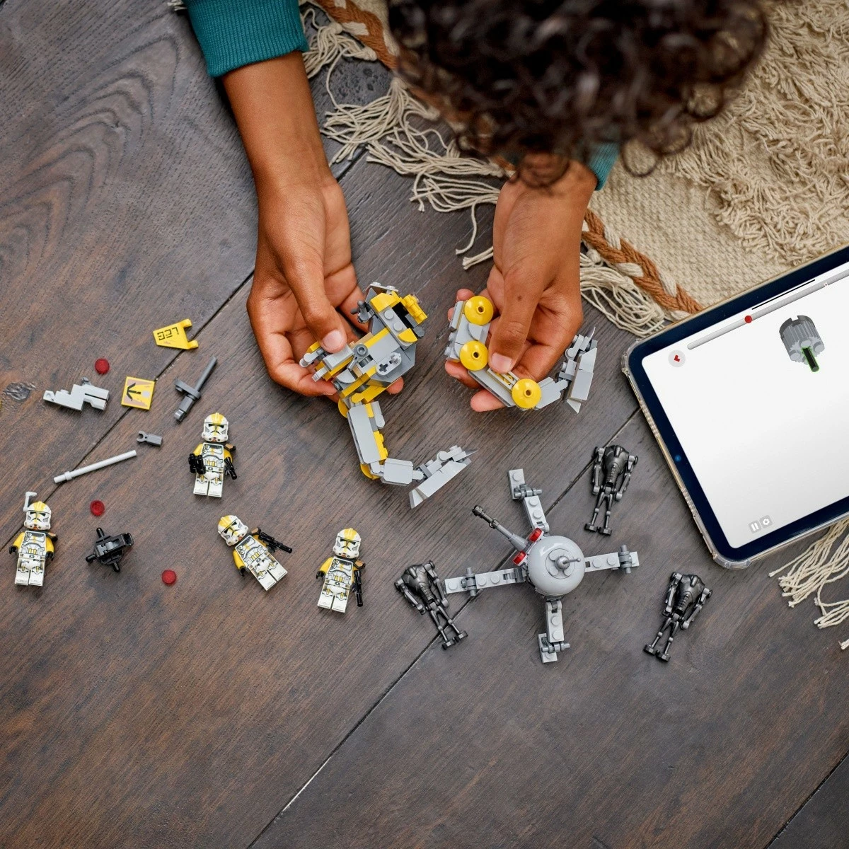 Gradbeni set LEGO Star Wars 75431, 327th Star Corps klonovski vojaki, 258 kosov