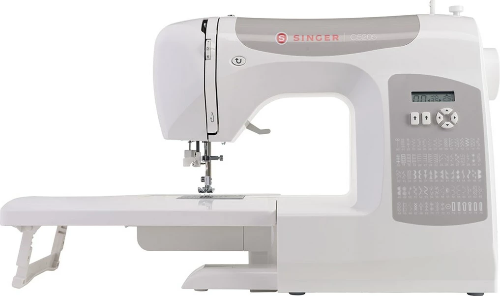 Kompjuteriziran šivalni stroj, Singer C5205, električni, bel