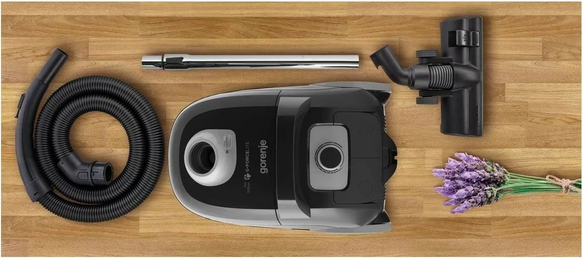 Sesalnik z vrečko Gorenje VCEA28GLBK, 3 L, HEPA filter, črn