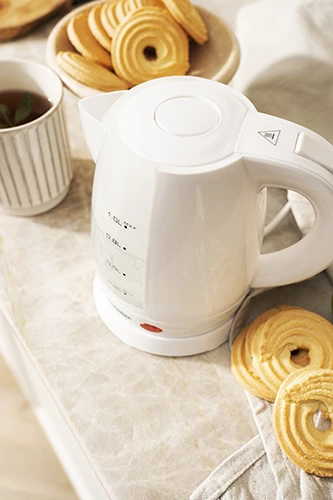 Električni grelnik vode Adler MS1276, 1,0 L, 1350–1600 W, plastika, bel