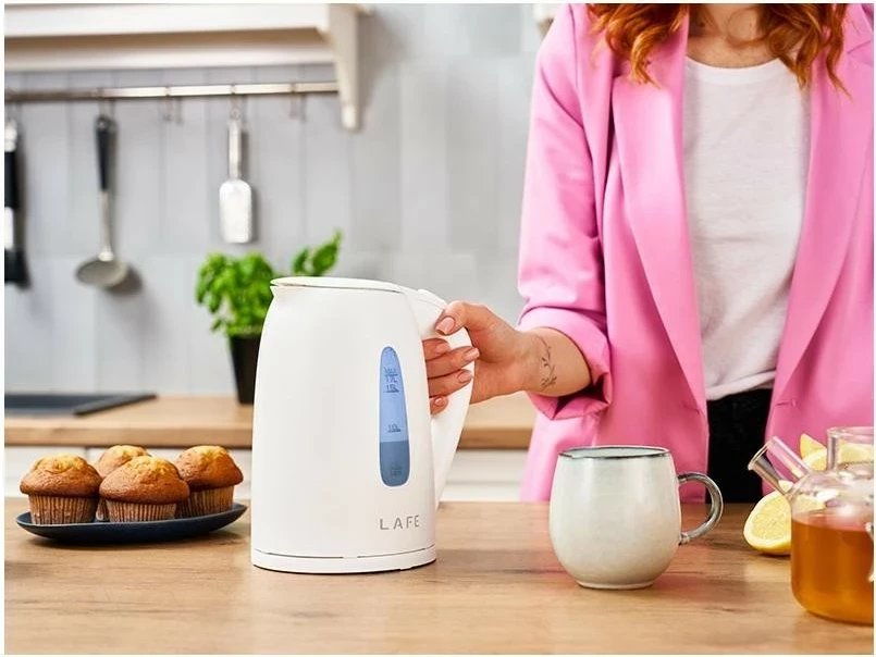 Električni grelnik vode Lafe Essential, 1,7 L, bel