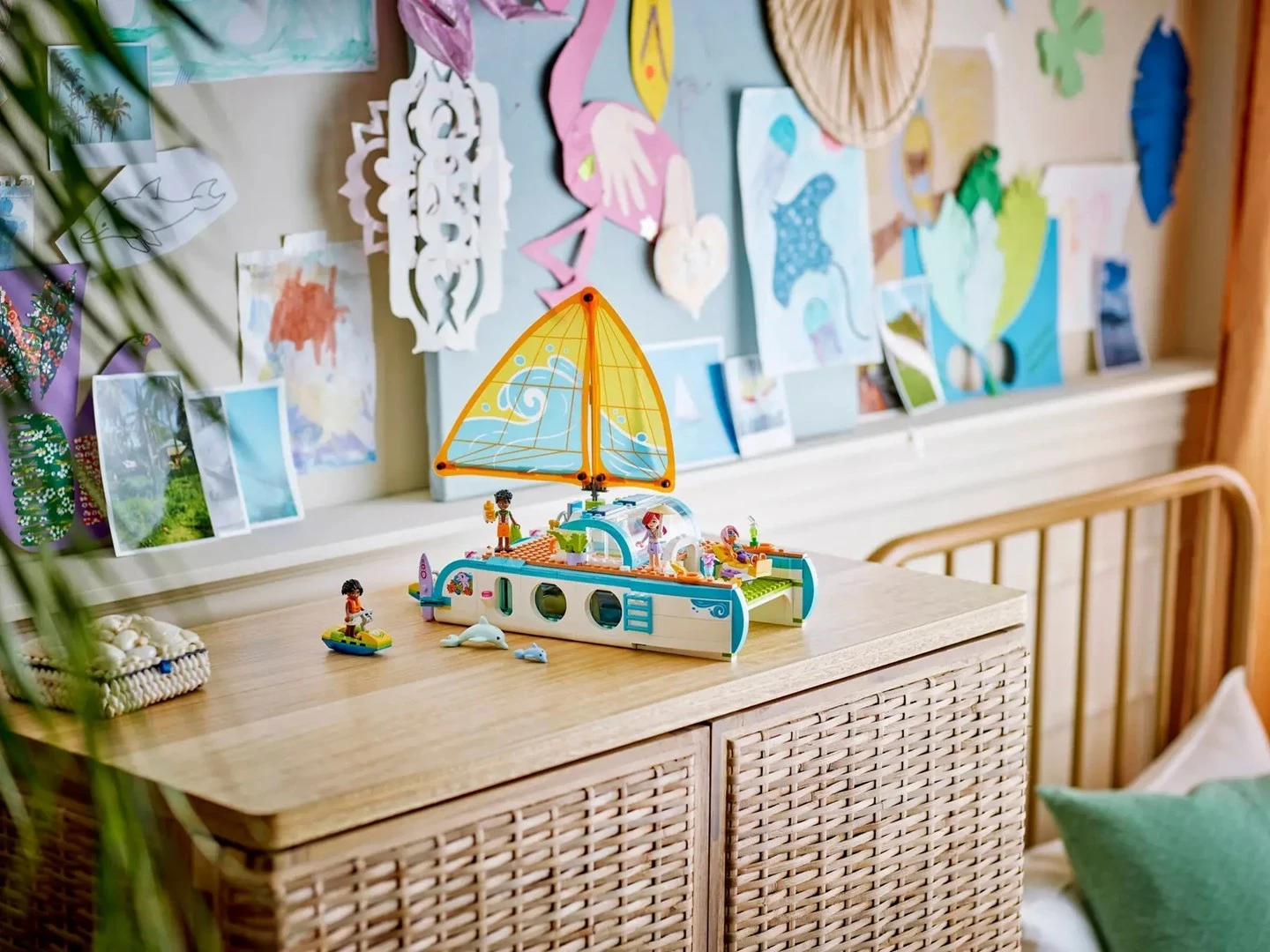 Potovalna čoln avantura, LEGO Friends 42664, 685 delov, s 4 minifigurami