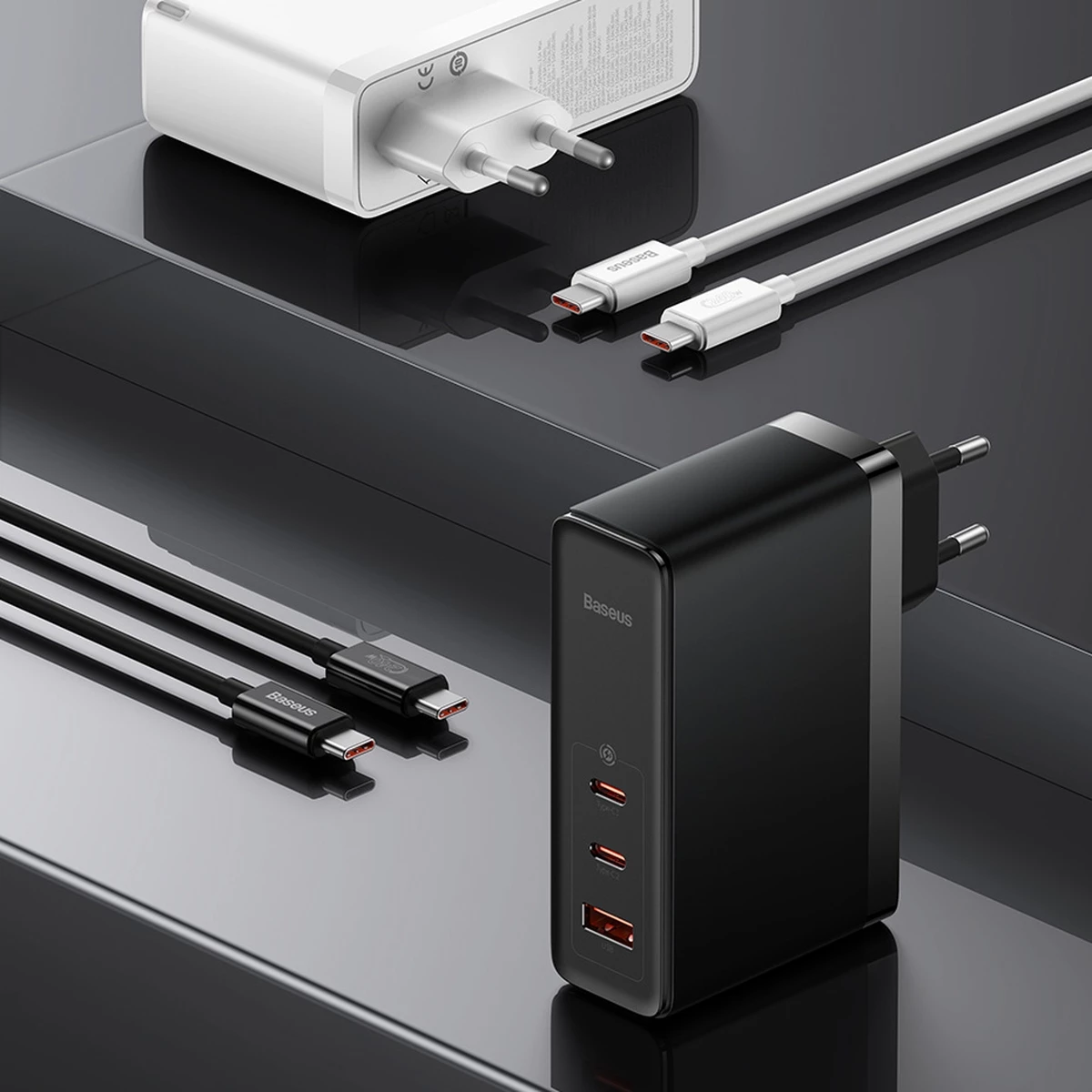 Hiter polnilec Baseus GaN5 Pro, 140 W, 2x USB-C + USB-A, EU, črn