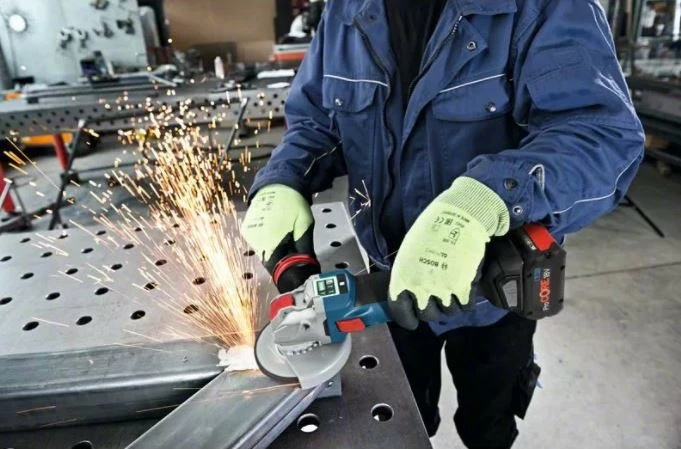 Brezžična brusilka Bosch GWX 18V-10 SC, 18V, 12,5 cm, modra