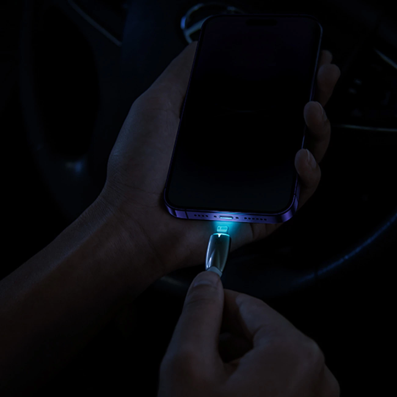 Kabel USB-A v Lightning, 2 m, 2,4 A, črn — Baseus Glimmer Series