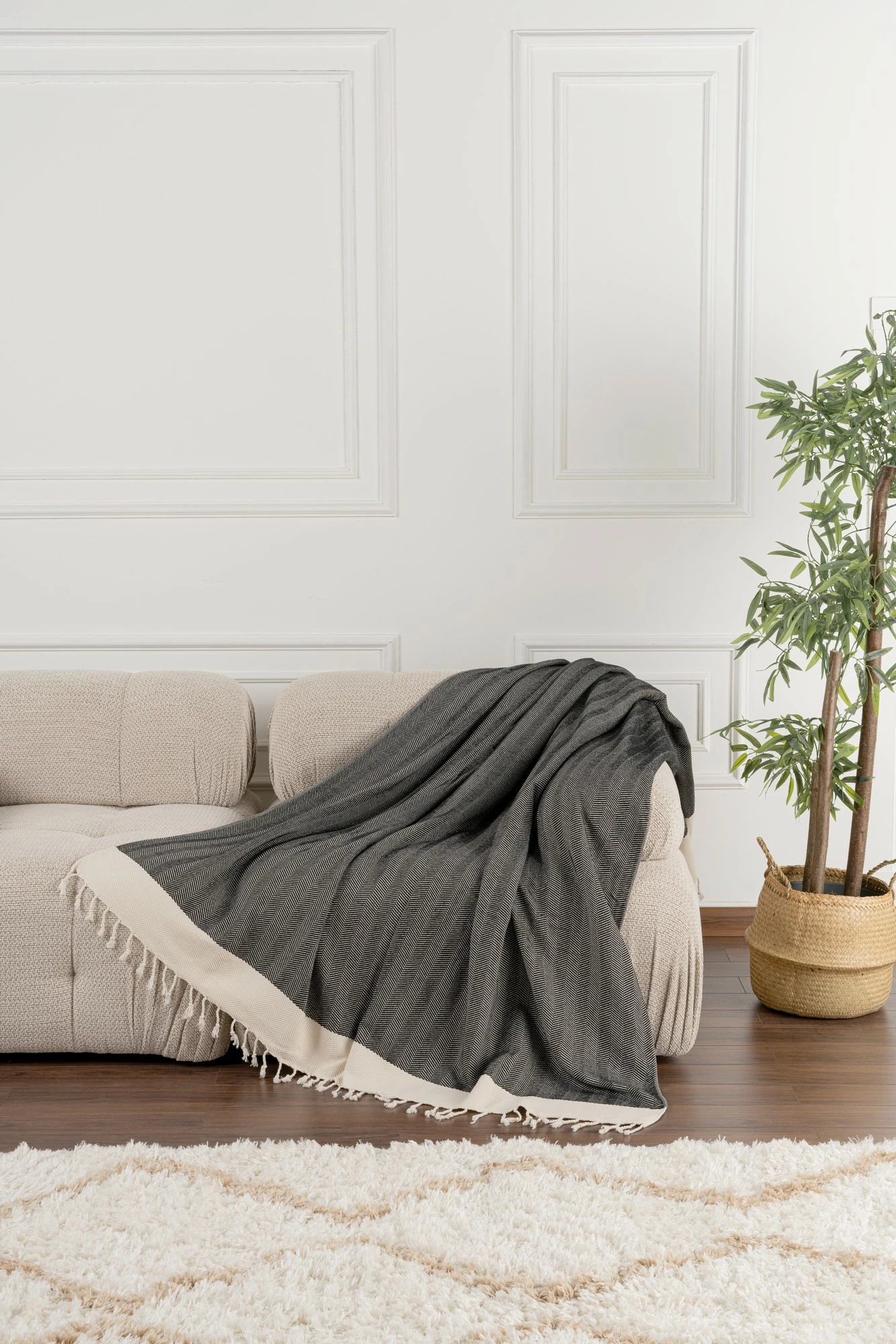 Prevleka za kavč L'essentiel Baliksirti, črna