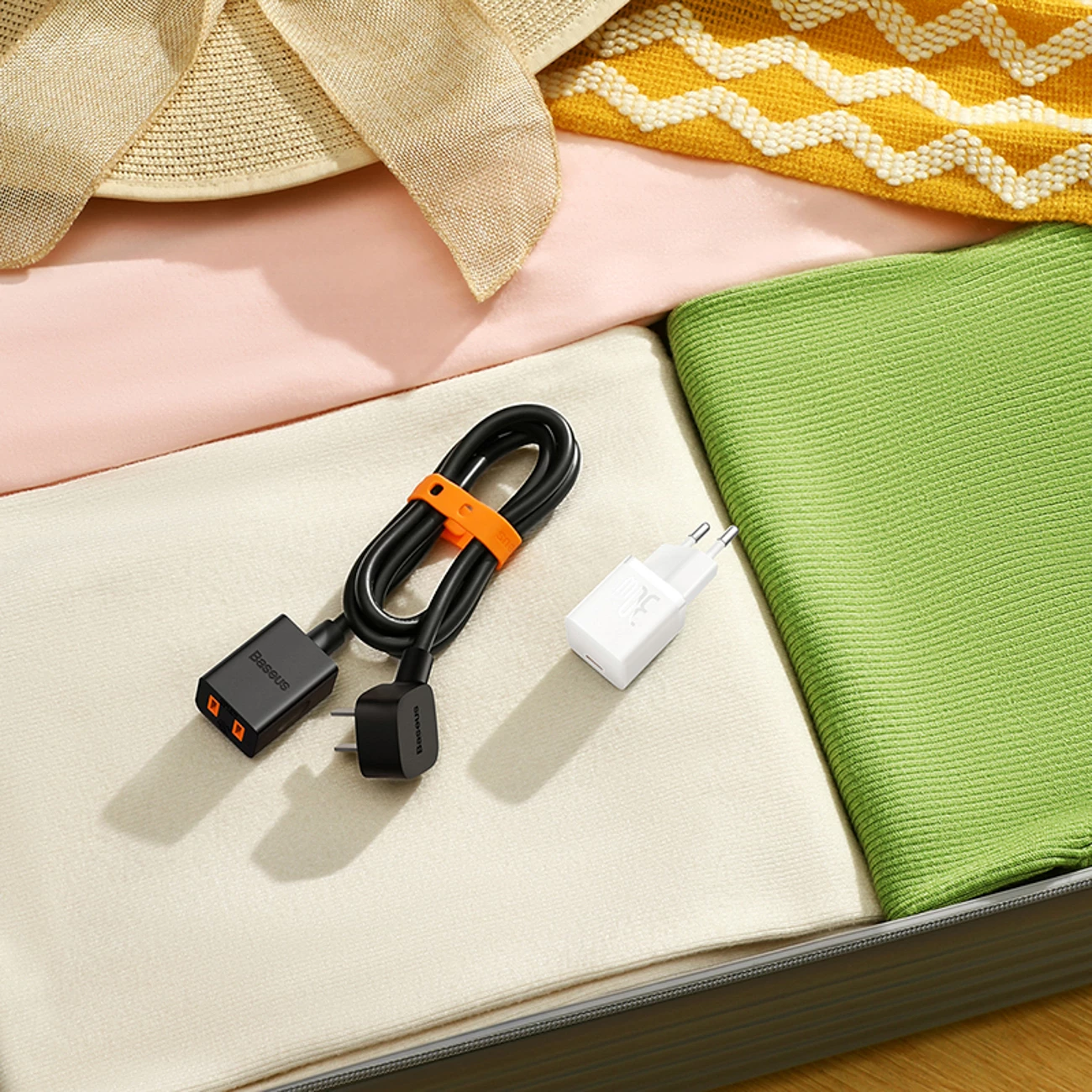 30W hitri zidni polnilec GaN5, USB-C, bel — Baseus