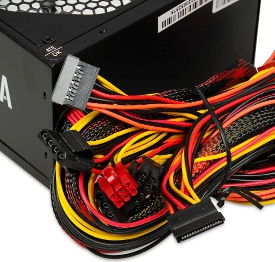 Napajalnik 600W z ventilatorjem 14 cm, bel - IBOX AURORA