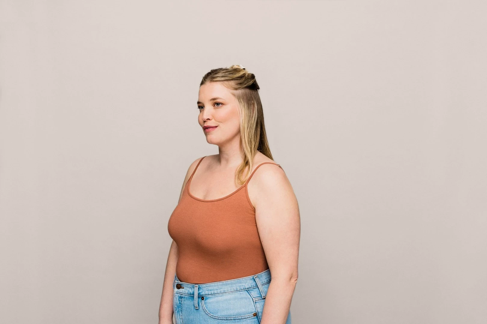 Multistyler za stiliziranje las Shark HD424SLEU, Warm Champagne