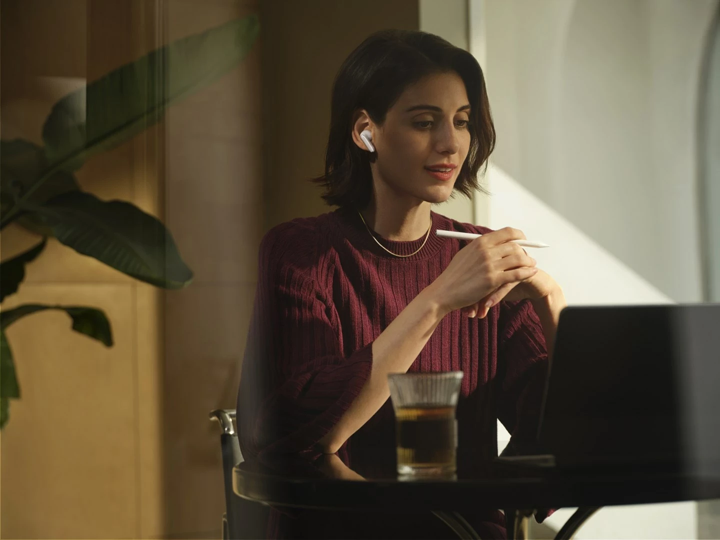 In-ear slušalke Xiaomi Buds 5 Pro TWS, Bluetooth, z mikrofonom, USB Type-C, bele