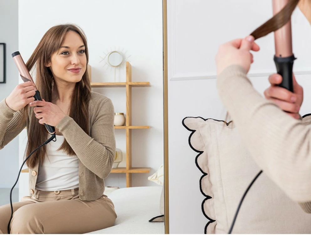 Kodralnik za lase Sleek & Shine Curler Lafe LAFLKA47572, 32 mm, nastavljiva temperatura 100–200 °C, 60 W, keramični premaz, LCD zaslon, z zaščitnim držalom, črno/rožnat