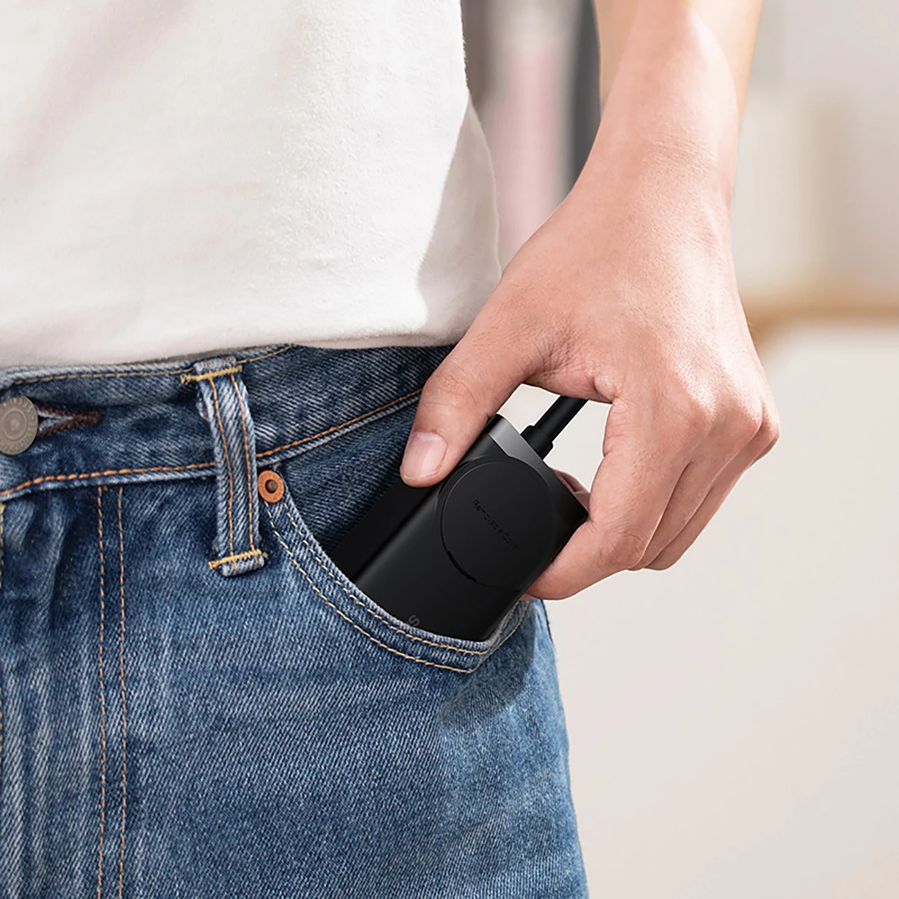 Stojalo za polnjenje Baseus GaN3 Pro 65W z 2x USB-C, 2x USB-A in 1 m USB-C kablom 100W, črno