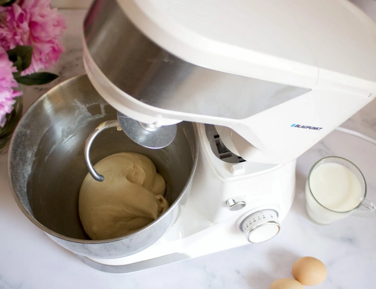 Mešalnik Blaupunkt SMM501, 1500 W, bel