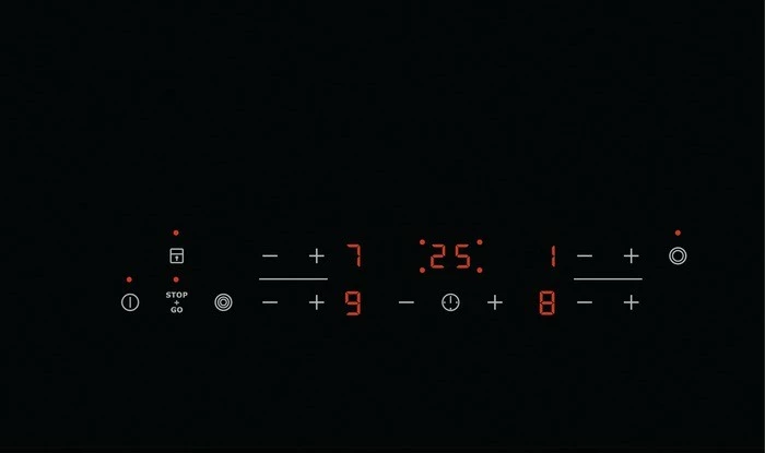 Keramična plošča Electrolux EHF6343FOK, 4 kuhališča, na dotik, črna
