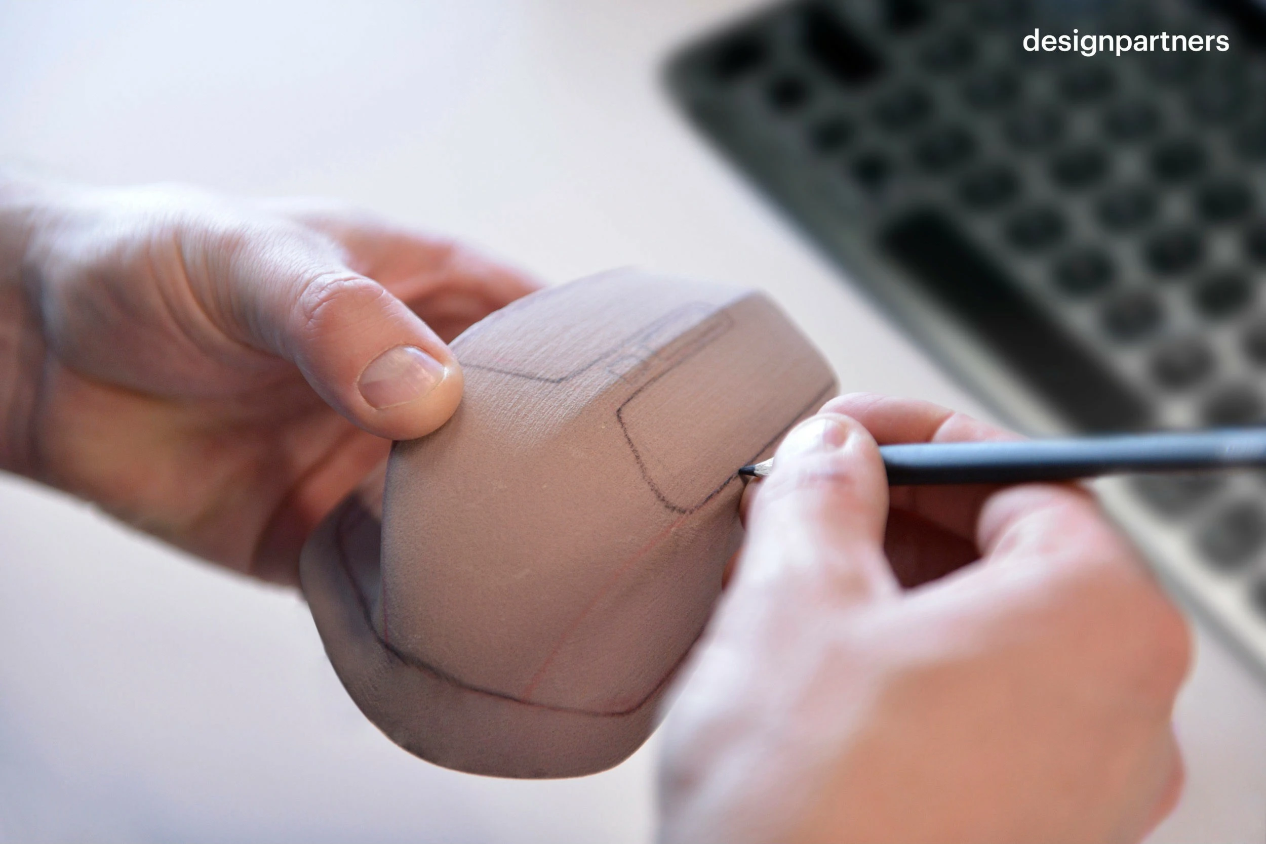 Ergonomski miš Logitech MX Master RF Bluetooth 1000 dpi, črn