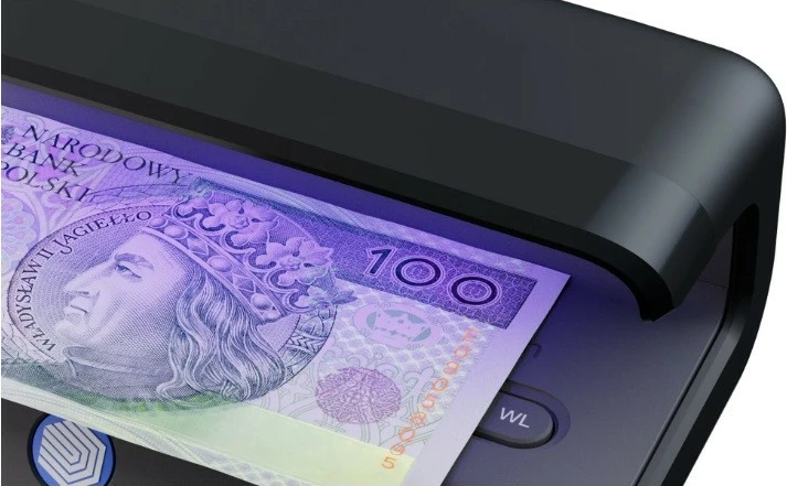 Tester za bankovce in dokumente Safescan 75 LED, črn