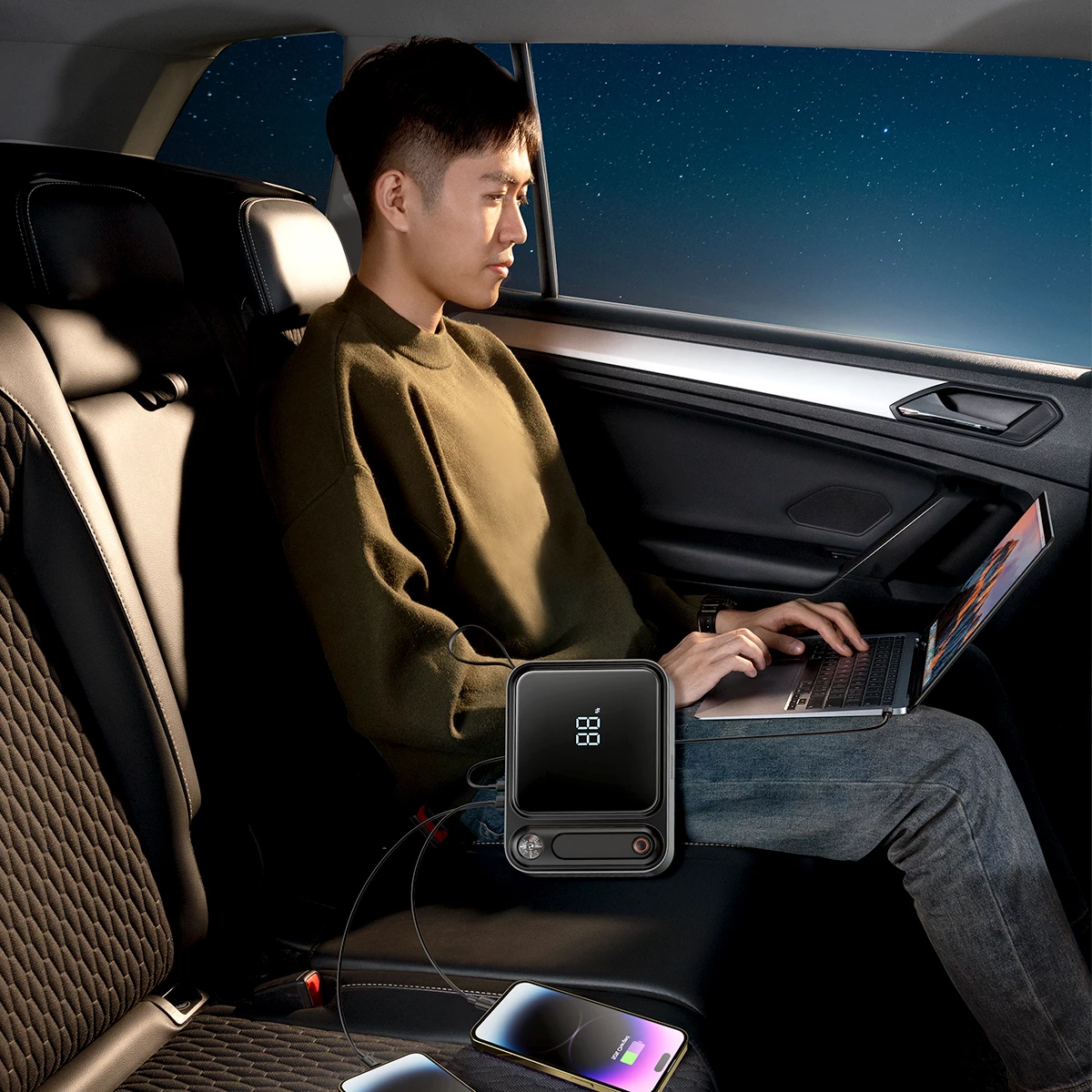 Zasilni start-stop z visoko kapaciteto Baseus Super Energy Ultra BS-CH005, 26800 mAh, 3000A, črn