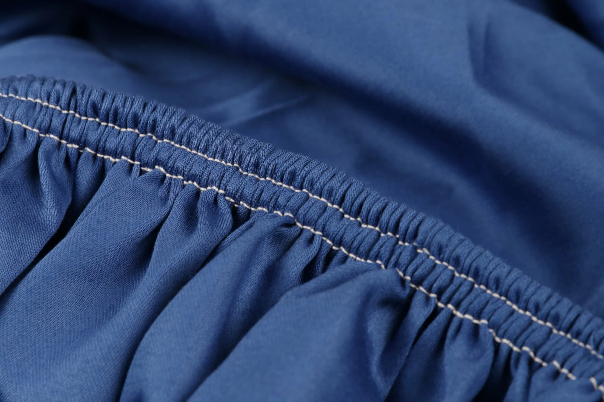 Napenjalna rjuha XL iz satena, temno modra, L'essentiel