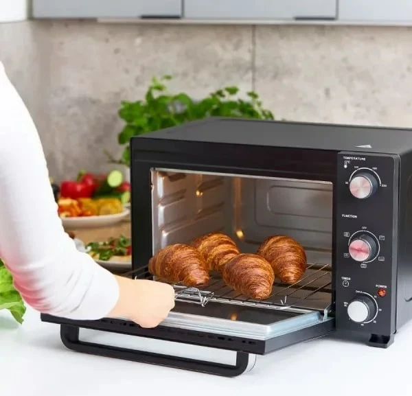 Mini pečica z električnim grelnim MPM MPE-14/T, 1300 W, črna