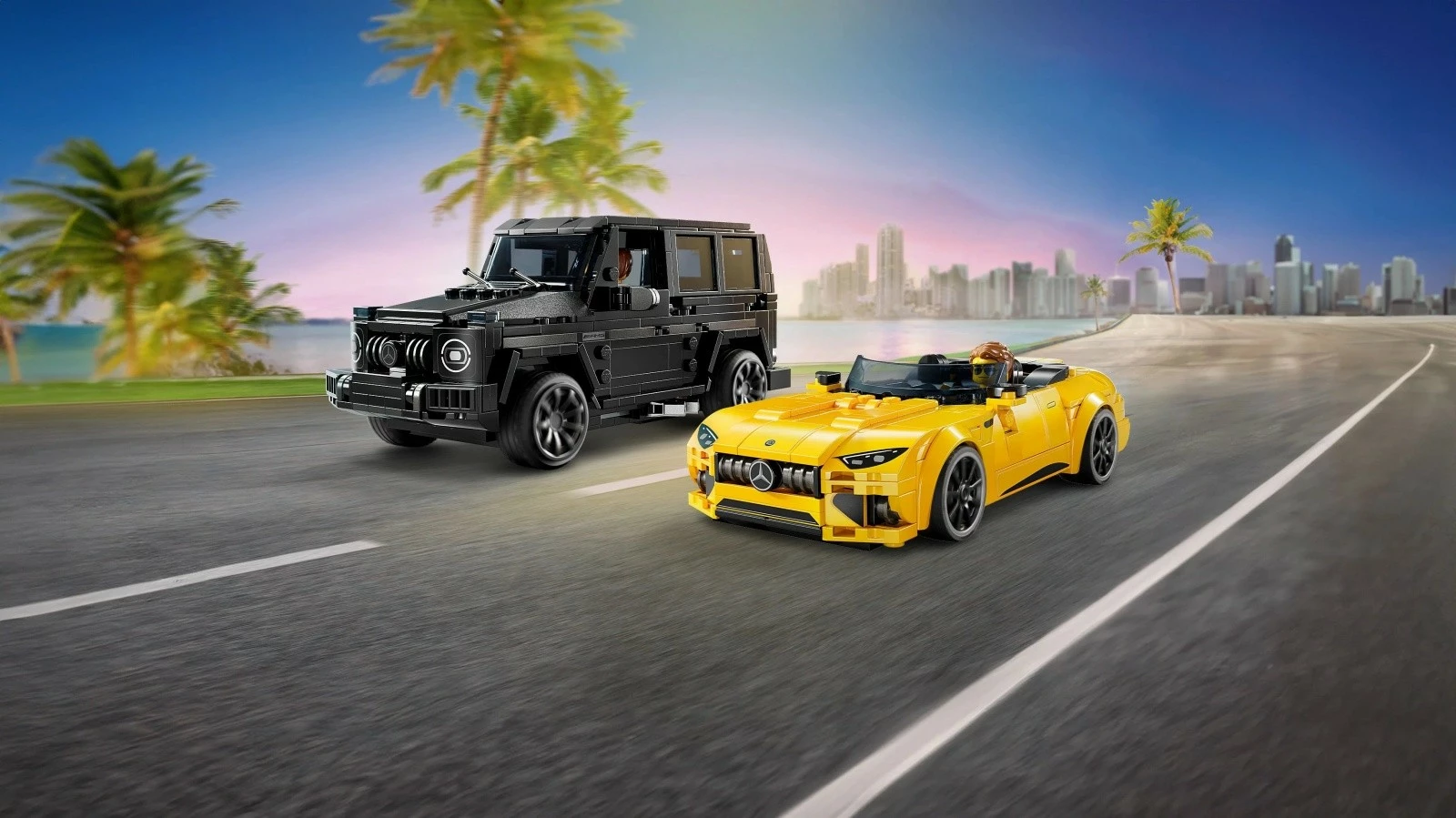 Igralni komplet LEGO Speed Champions z Mercedes‑AMG G 63 in Mercedes‑AMG SL 63, 806 delov, črn in rumen