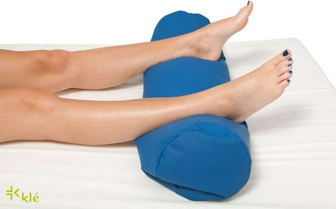 Pozicijski vzglavnik cilindričen 70 za noge, ASTON, moder