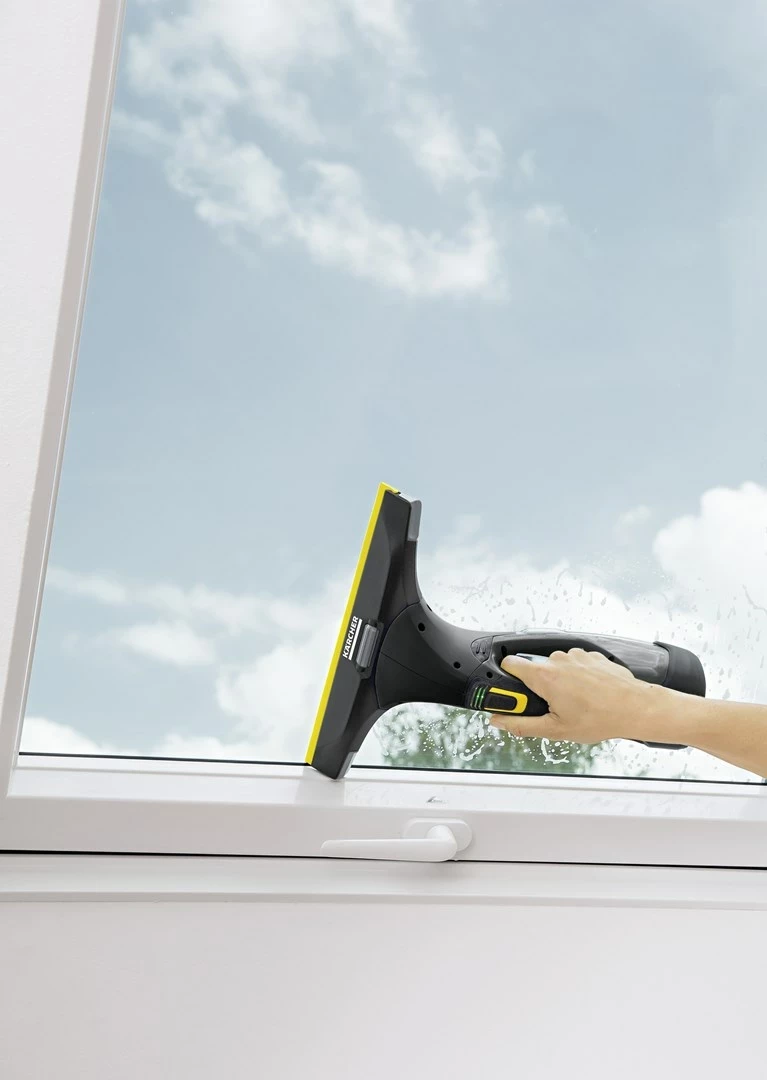Električni čistilec oken Kärcher 1.633-467.0, 0,1 L, črn