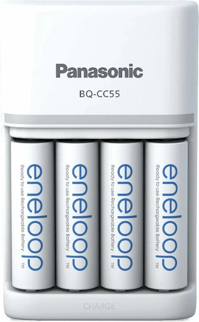 Polnilnik baterij z 4× AA 2000 mAh, Panasonic Eneloop Smartplus BQ-CC55, bel