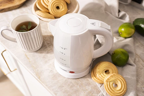 Električni grelnik vode Adler MS1276, 1,0 L, 1350–1600 W, plastika, bel