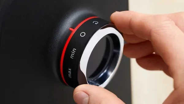 Električni mlinček za meso Bosch Serie 6 MFWS650B, 500 W, črno/srebrn