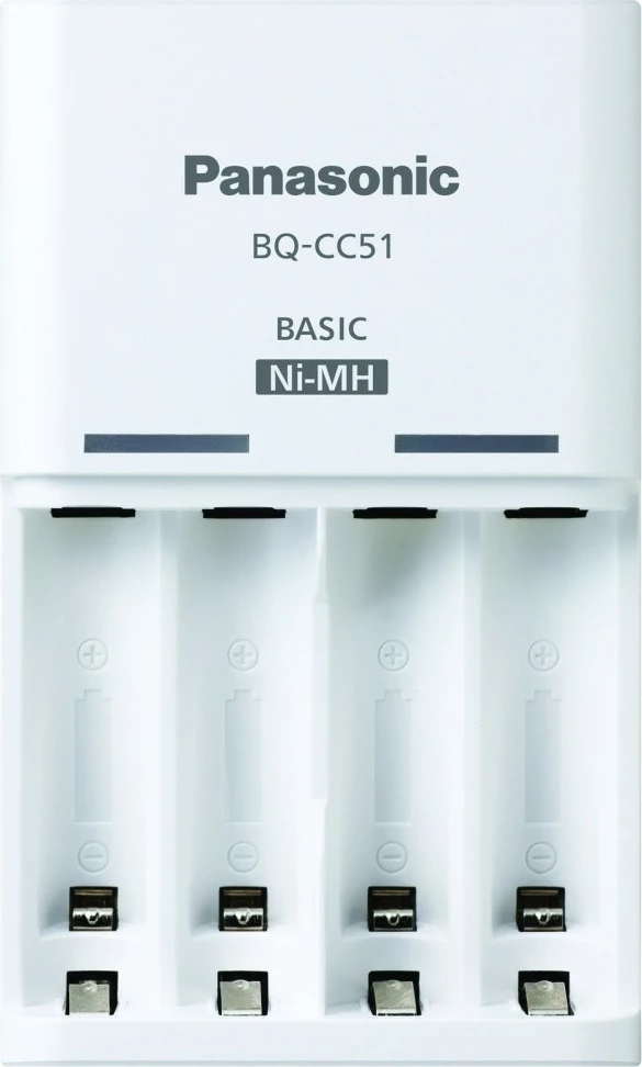 Polnilec baterij z 4 AA baterijami 2000 mAh, bel — Panasonic Eneloop BQCC17