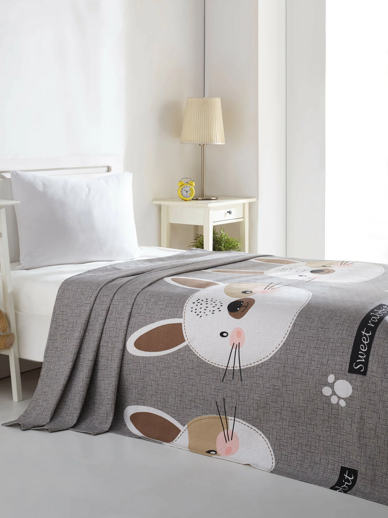 Enojna odeja iz piké Tavşancık, mešane barve, 160 x 235 cm