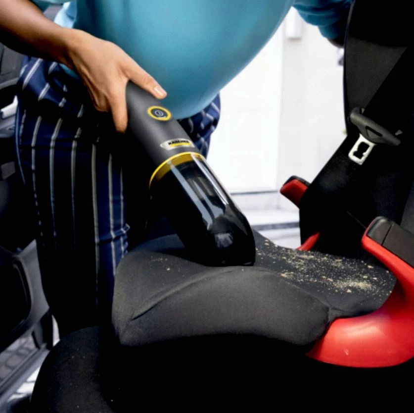 Ročni sesalnik Anniversary Edition Plus, brez vrečke, črn in rumen Karcher CVH