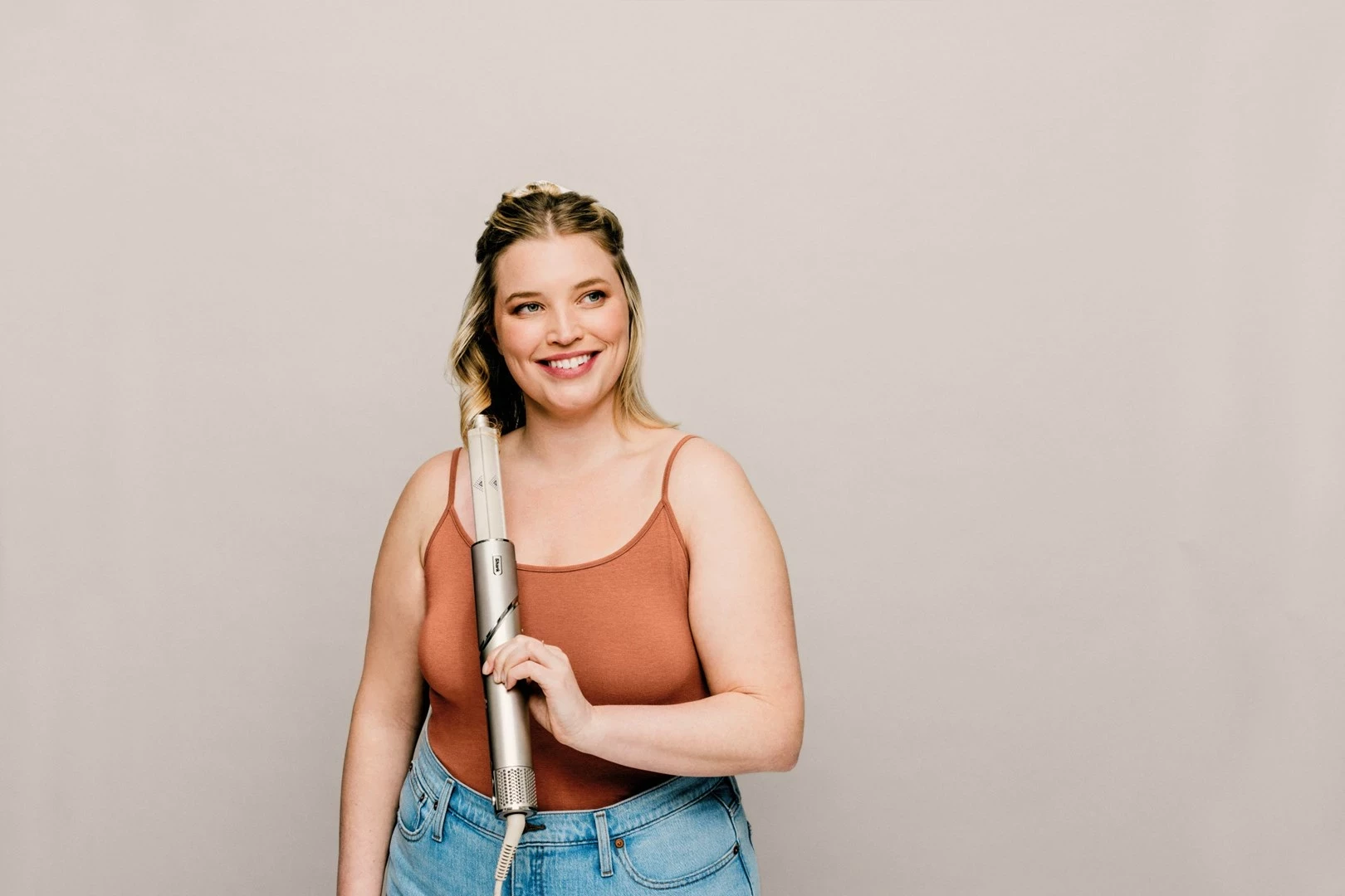 Multistyler za stiliziranje las Shark HD424SLEU, Warm Champagne