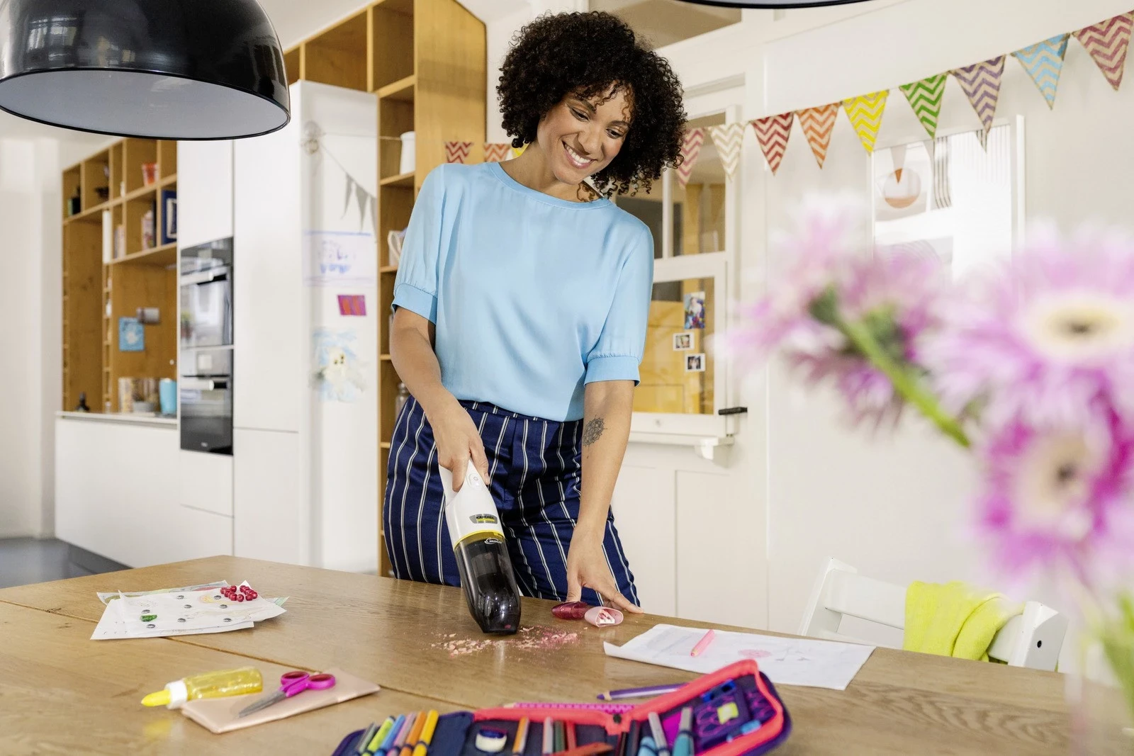 Ročni sesalnik Kärcher CVH 3 Plus, črn