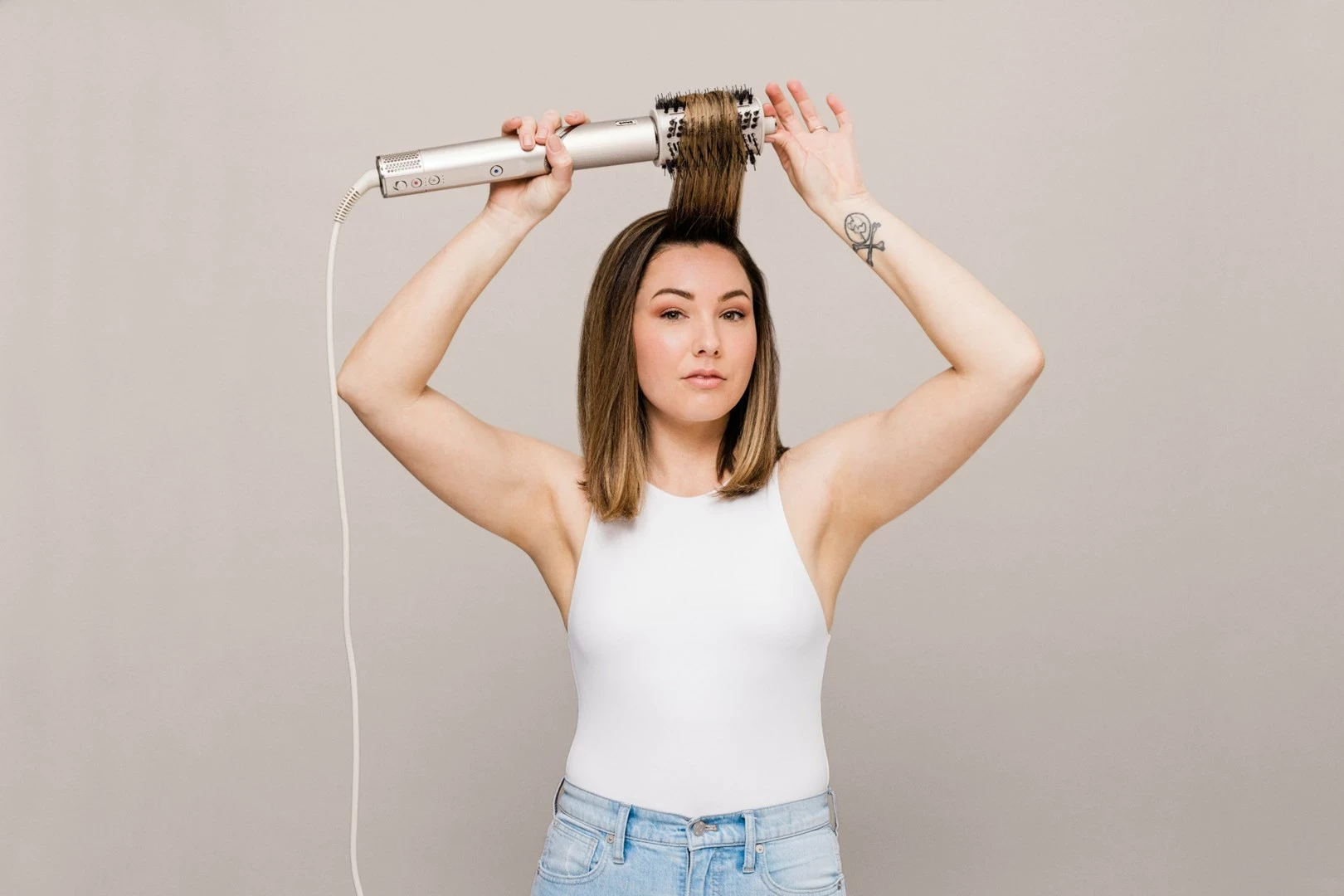 Multistyler za stiliziranje las Shark HD424SLEU, Warm Champagne