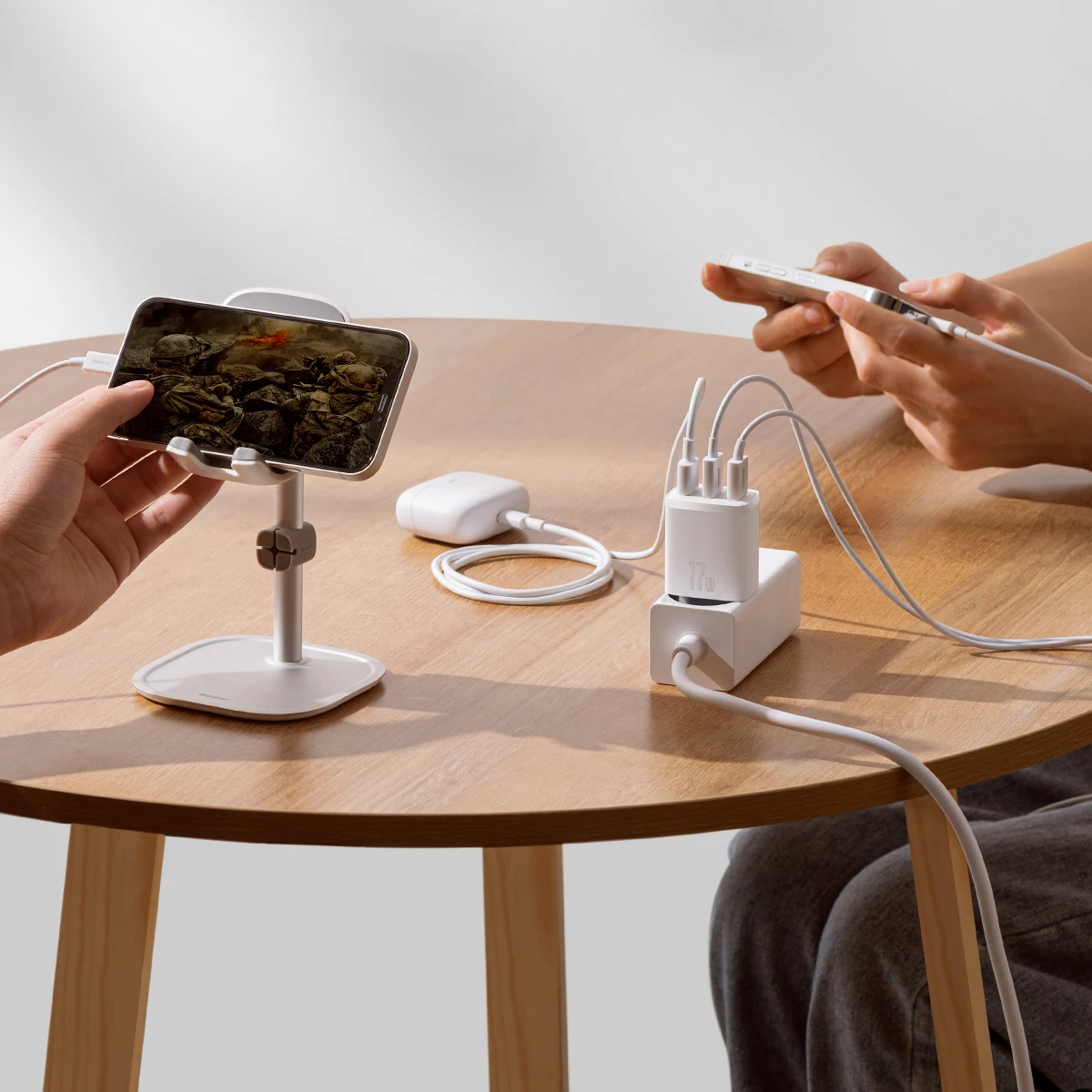 Stenski polnilec Baseus CCXJ020102, 3x USB, 17W, bel