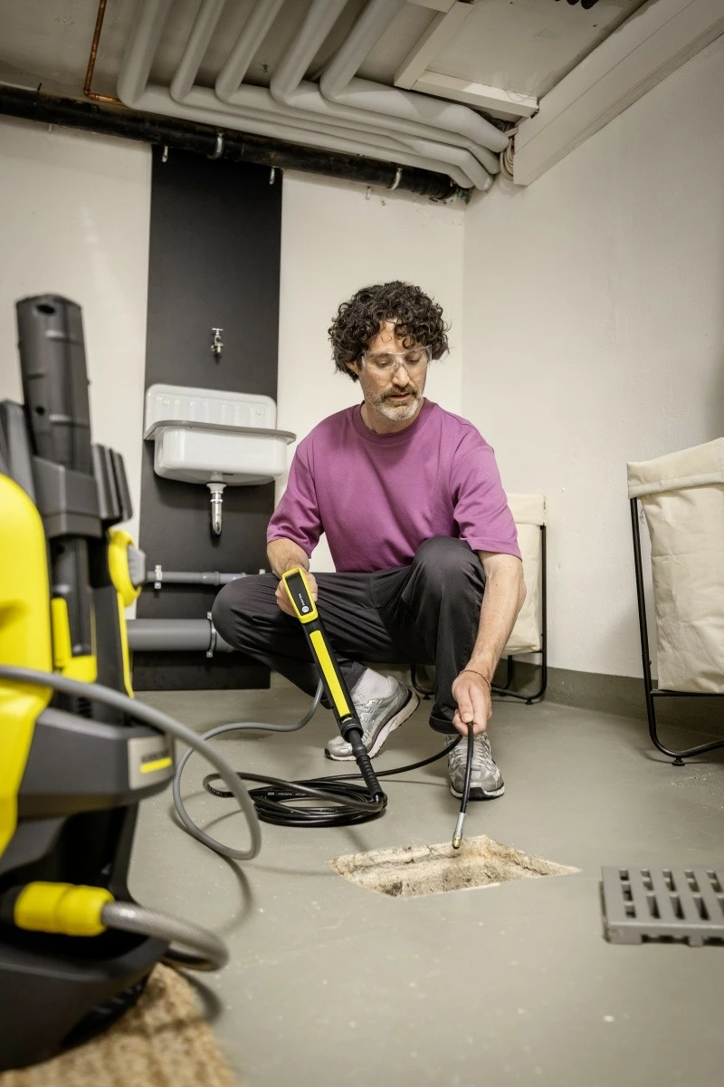 Set za čiščenje cevi 15 m, Karcher 2.644-492.0, črn