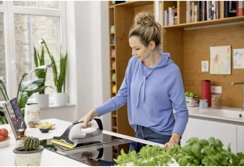 Pokrivalo za čiščenje oken Kärcher WV 4-4 PLUS, 0,15 L, črno, belo, rumeno