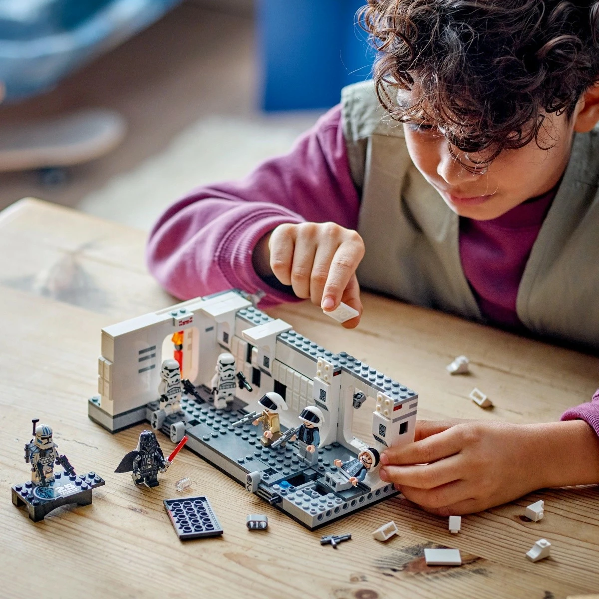 Set LEGO Star Wars Tantive IV Vhod v ladjo 75387, 502 kosi, z minifigurami, plastika