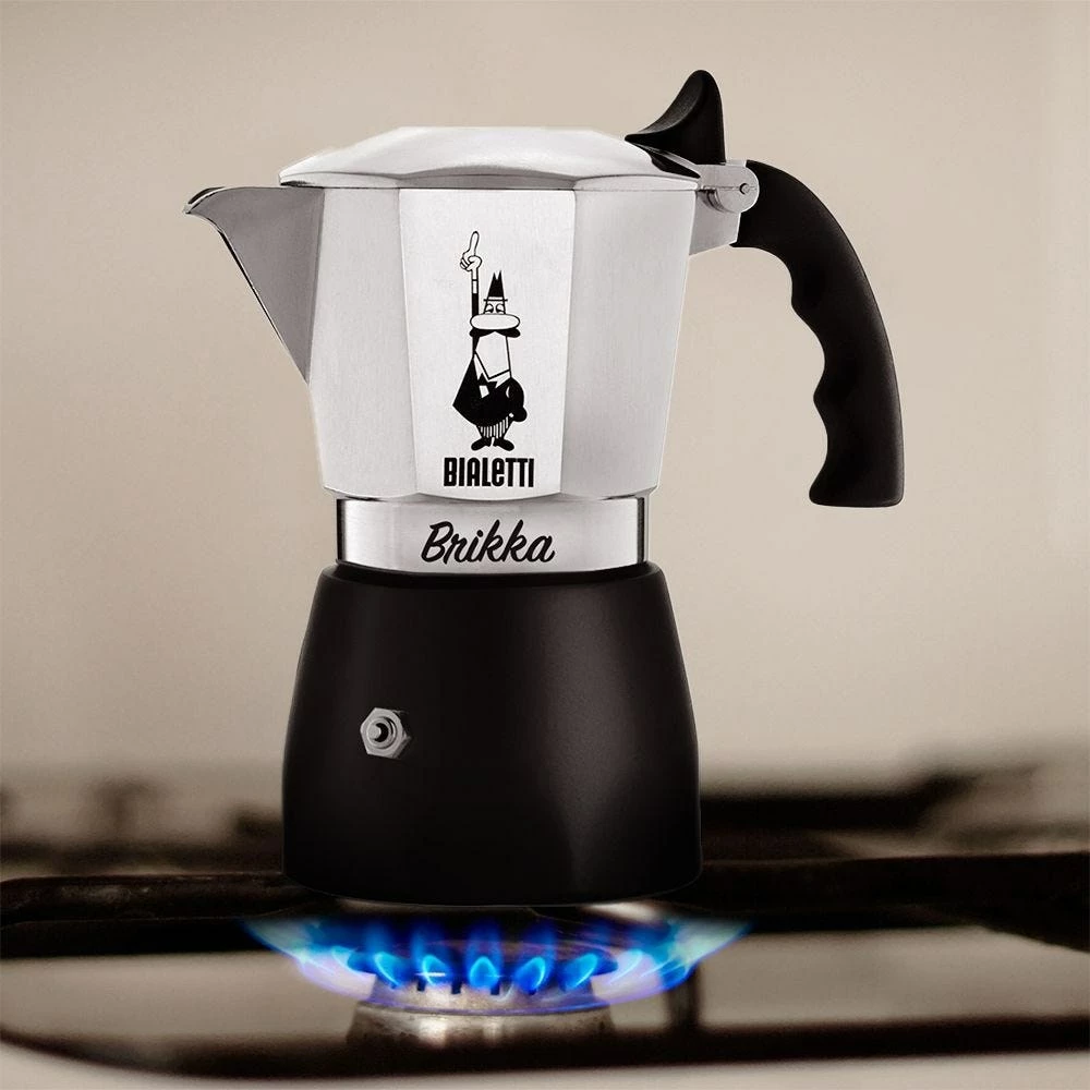Moka pot z dodatno kremoznostjo Bialetti Brikka, 0,17 L, 4 skodelice, aluminij, črn