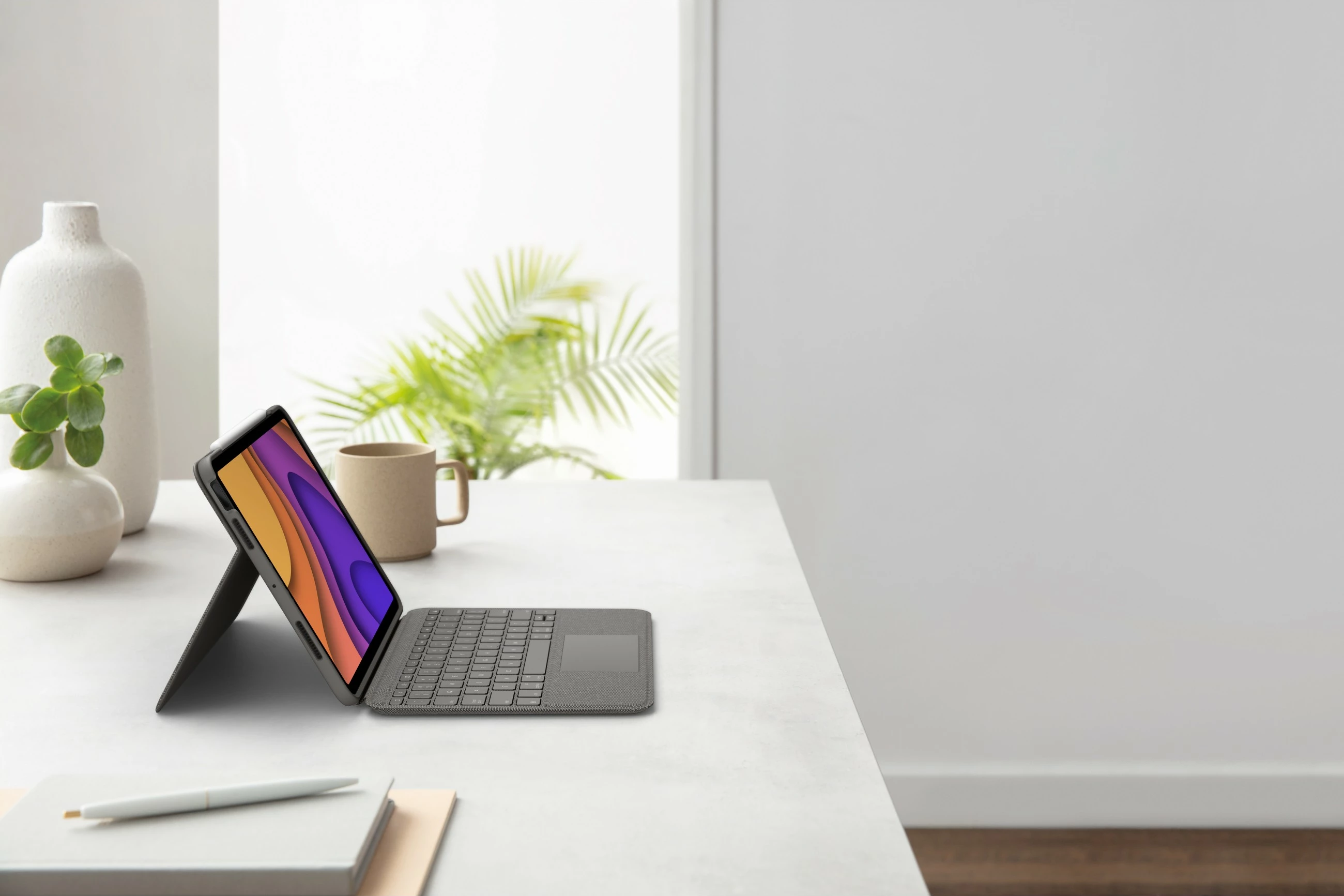 Tastatura z ovitkom Logitech Folio Touch za iPad Air 4/5, QWERTZ, sledilna ploščica, Oxford Grey