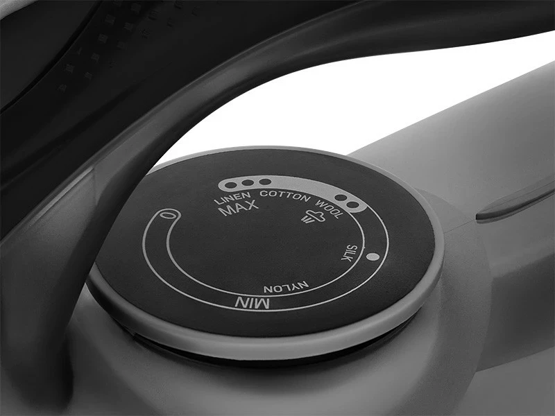 Parni likalnik Lafe GlidePro, 2600 W, keramična likalna plošča, črn