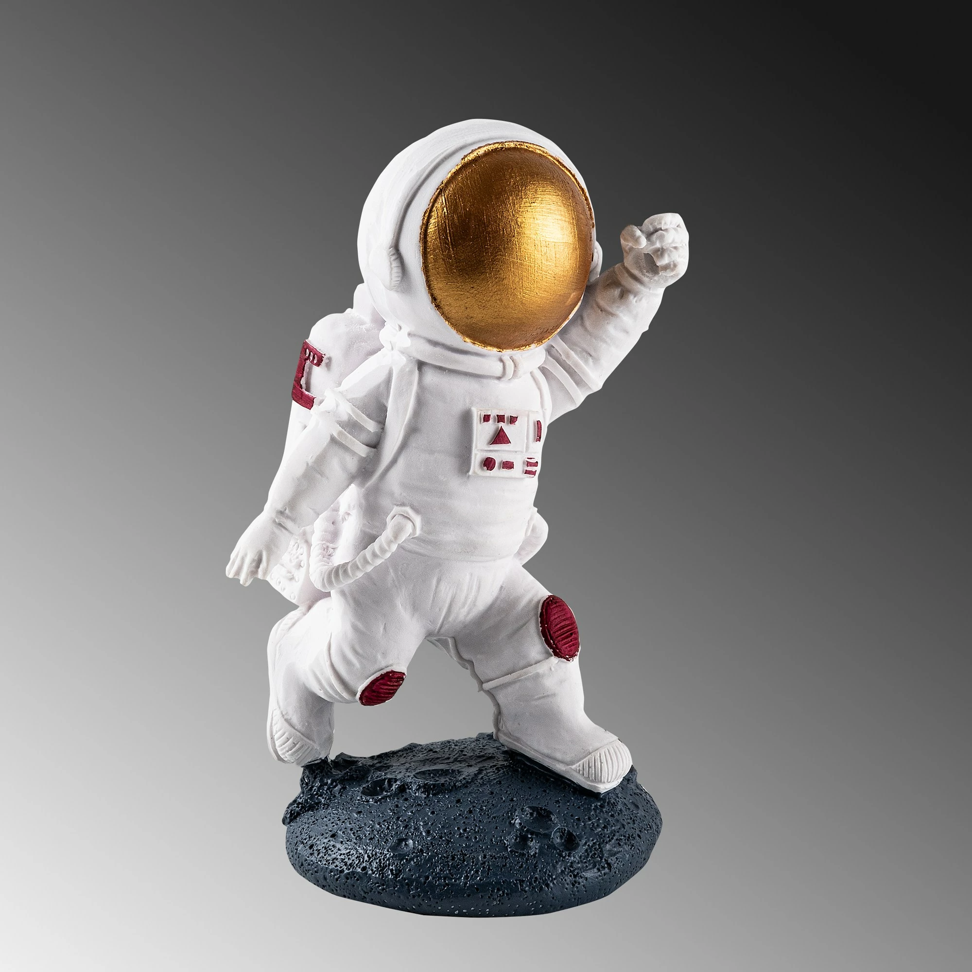 Dekorativni predmet, ročno poslikan, večbarven — Aberto Design Yak-047