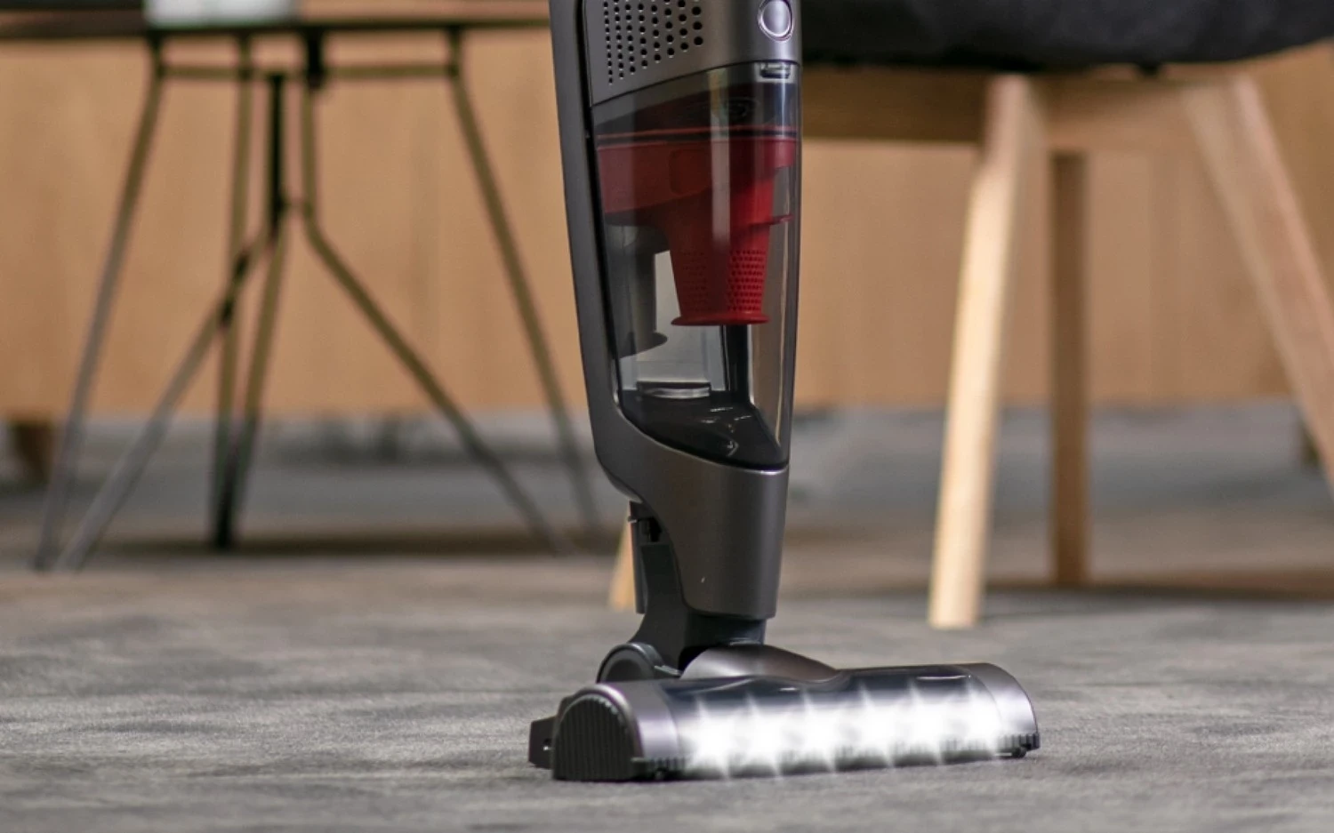 Vertikalni sesalnik brez vrečke, Gorenje SVC252GFA, grafit