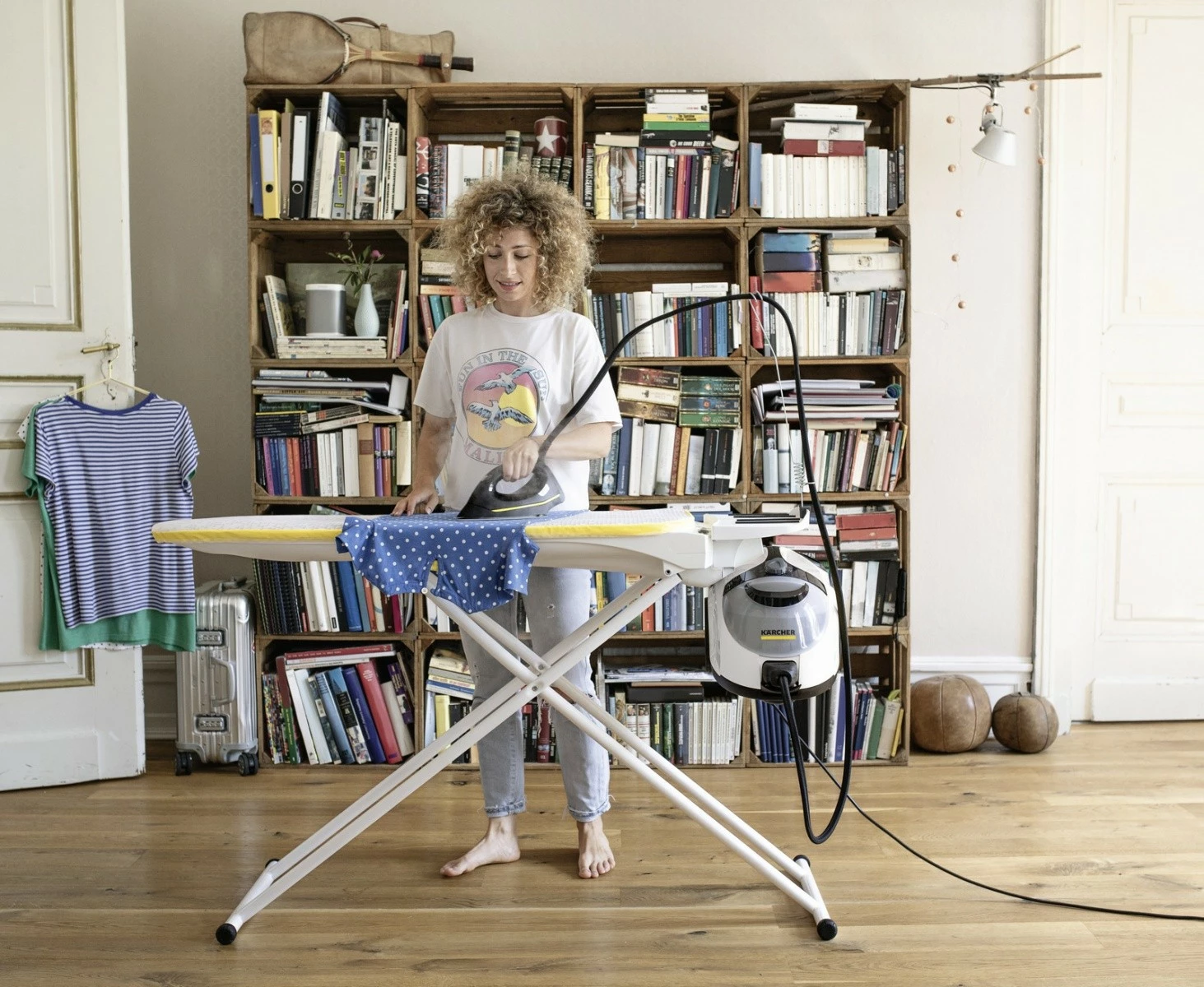 Parni čistilec z likalnikom Karcher SC 5 EasyFix Iron, 1,5 L, 2250 W, črn/bel