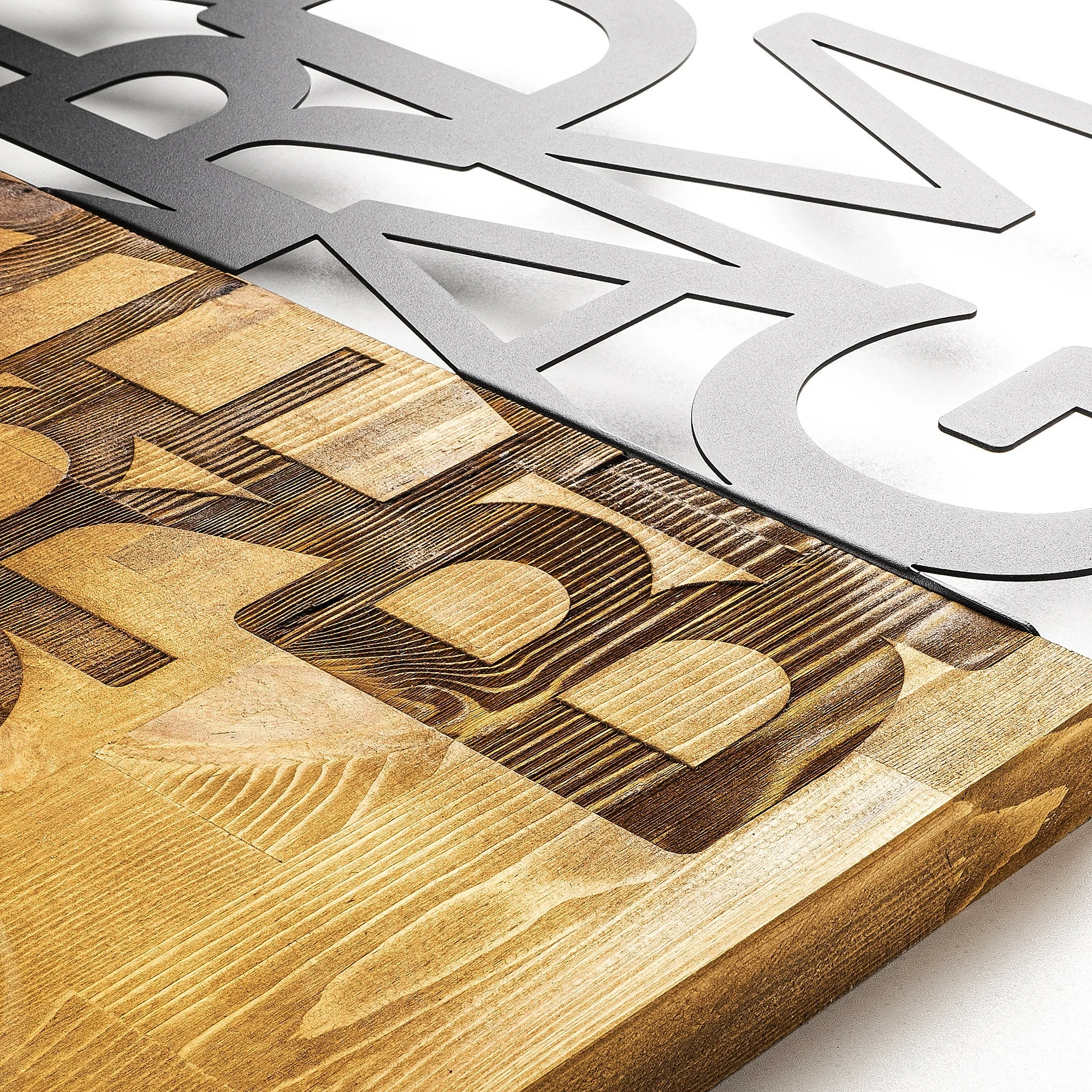 Lesen dekorativni stenski okrasek, Wallity, Work Hard Dream Big, oreh in črn, 48 x 58 cm